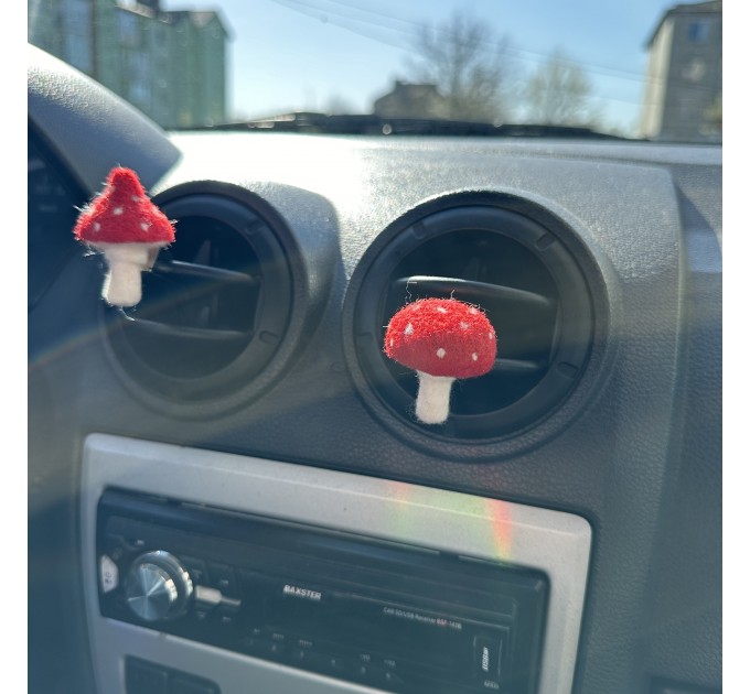 Amanita mushrooms air vent clip