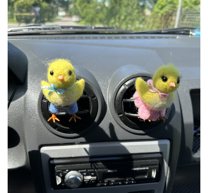 Cute chick air vent clip