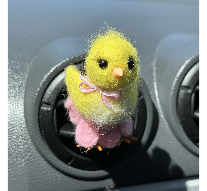Cute chick air vent clip