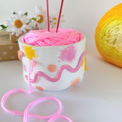 Small white crochet yarn holder bowl with cute worms Knitters crocheters