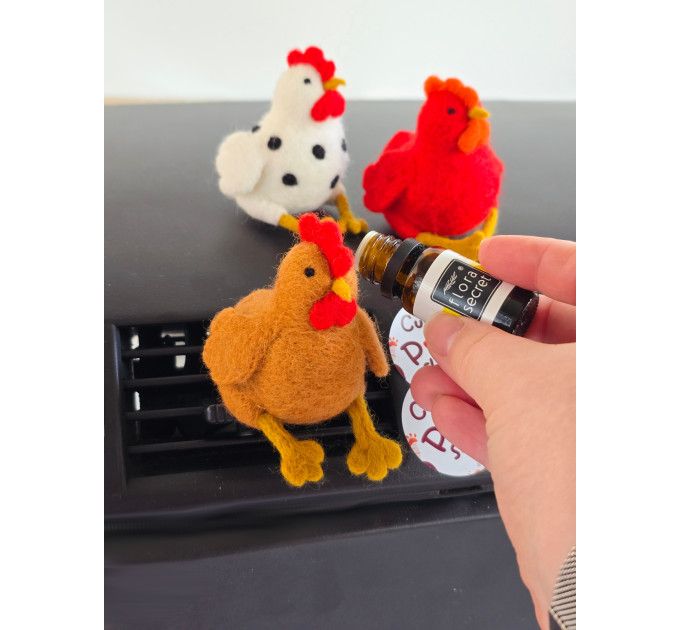 Chickens with legs air vent clip