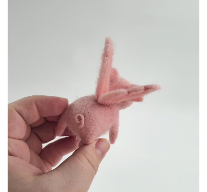 Flying Pig Air Vent Clip