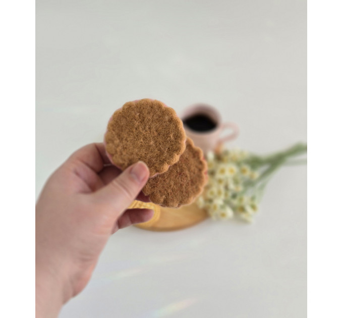 Heart filled cookie air vent clip