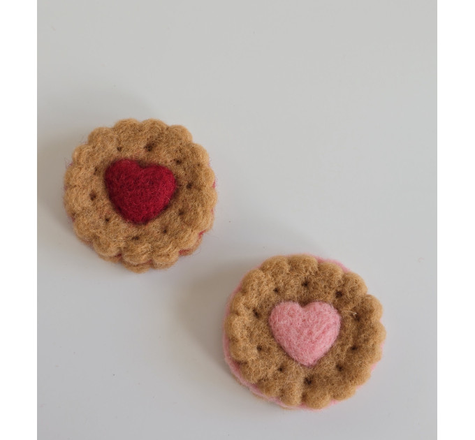 Heart filled cookie air vent clip