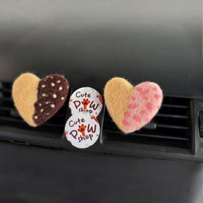 Heart shaped cookie air vent clip