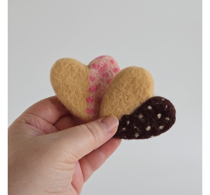 Heart shaped cookie air vent clip