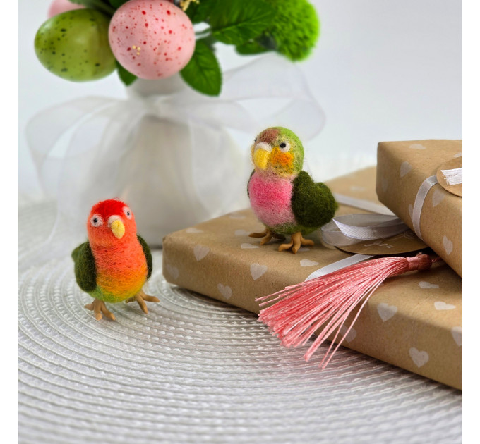 Lovebird Air Vent Clip