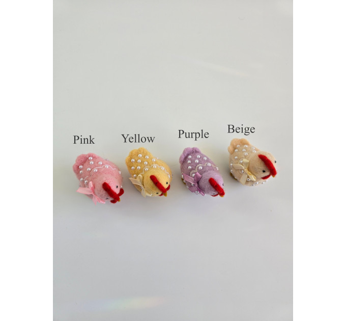 Pastel color chickens with bows and beads air vent clip