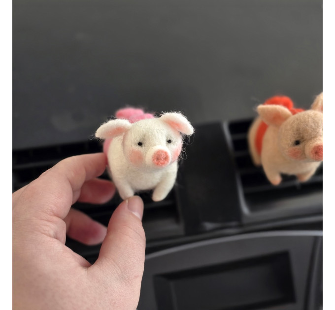 Pigs with felted bows Air Vent Clip