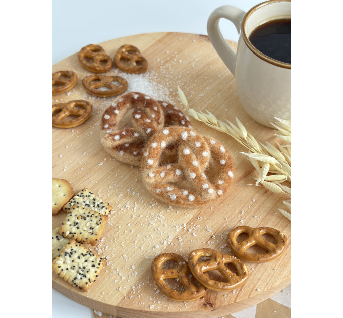 Pretzel with salt sprinkles air vent clip