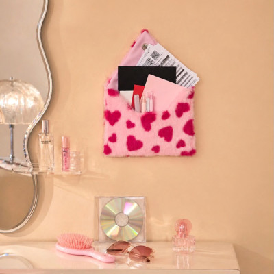 Pink Faux Fur Wall Organizer Envelope with Hearts, Soft Storage Pocket