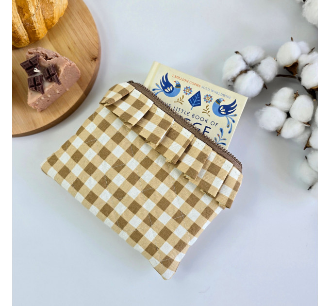 Coffee Checkered E-Reader Sleeve