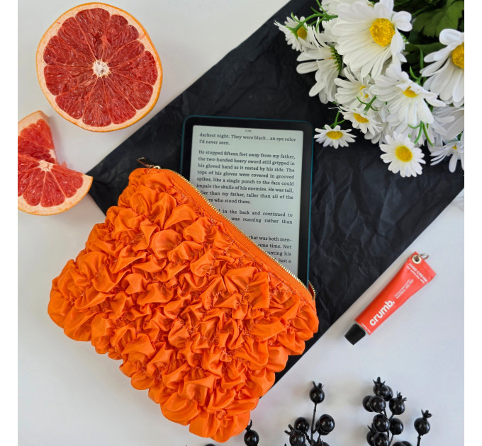 Grapefruit E-Reader Sleeve 