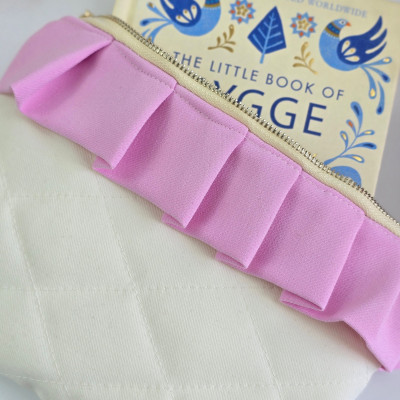 Preppy ice cream E-Reader sleeve