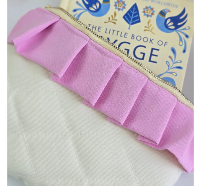 Preppy ice cream E-Reader sleeve