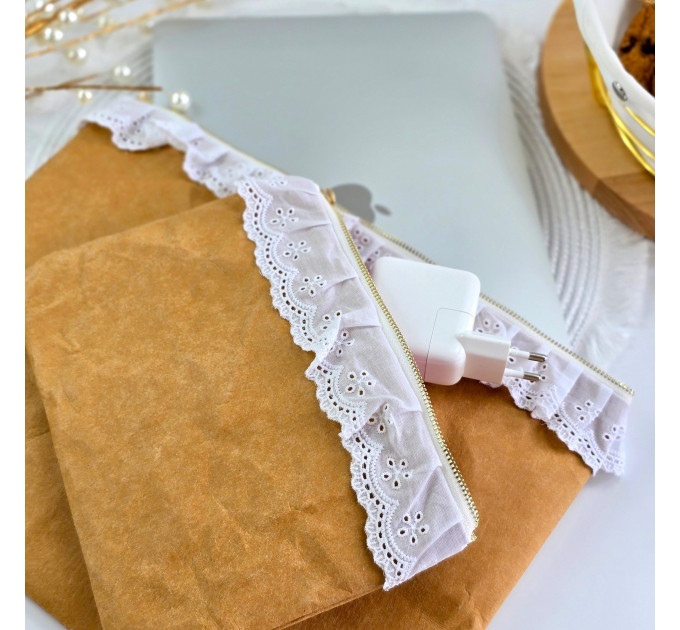 Strawberry Jam Kraft Laptop sleeves