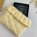 Butter yellow E-reader sleeve with ruffles