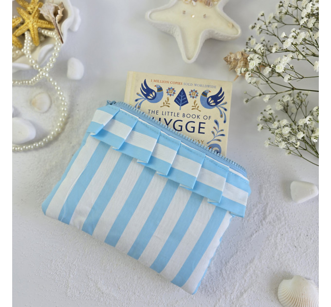 Sky-blue striped E-reader sleeve with ruffles