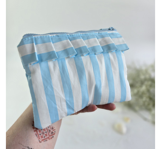 Sky-blue striped E-reader sleeve with ruffles