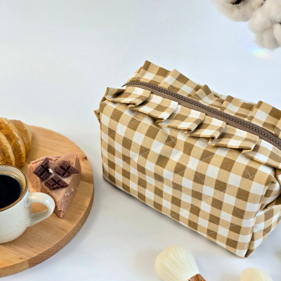 Medium checkered brown cosmetic bag with ruffles