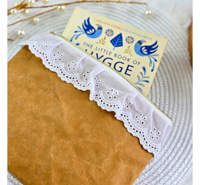 Strawberry Jam Kraft E-Reader sleeves