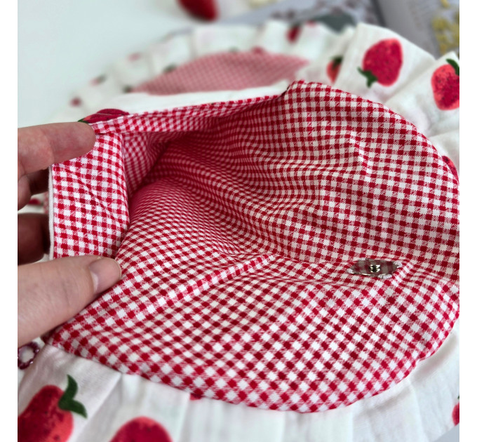 Strawberry book sleeve with ruffles and magnetic closure
