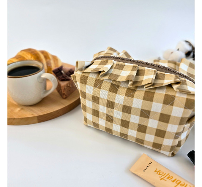 Small checkered brown cosmetic bag with ruffles