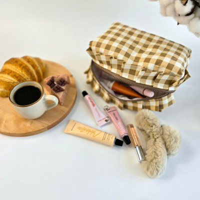 Small checkered brown cosmetic bag with ruffles
