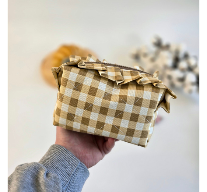 Small checkered brown cosmetic bag with ruffles