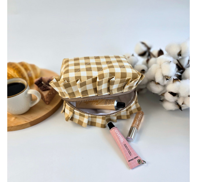 Small checkered brown cosmetic bag with ruffles