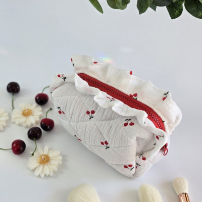 Small cherries cosmetic bag with ruffles